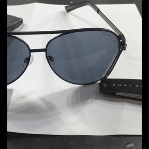 Quay black aviator glasses with Quay glasses case.